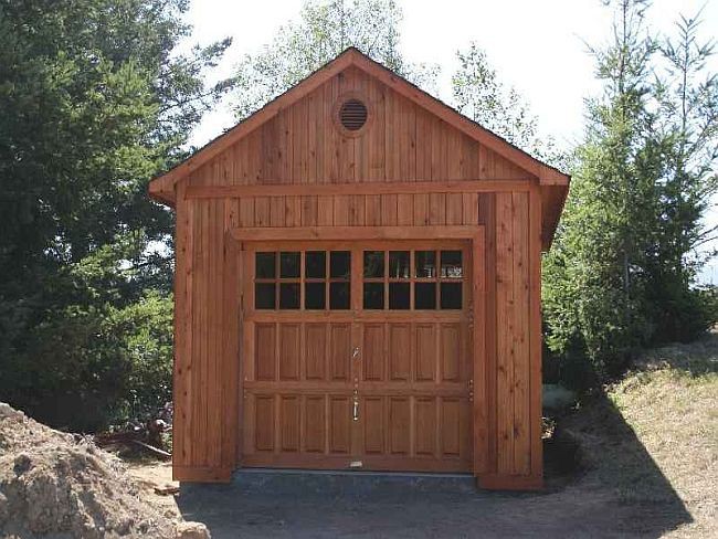 Highland garage plan 12x22 with deluxe 9- Lite single door seen from the front. ID number 5650-2