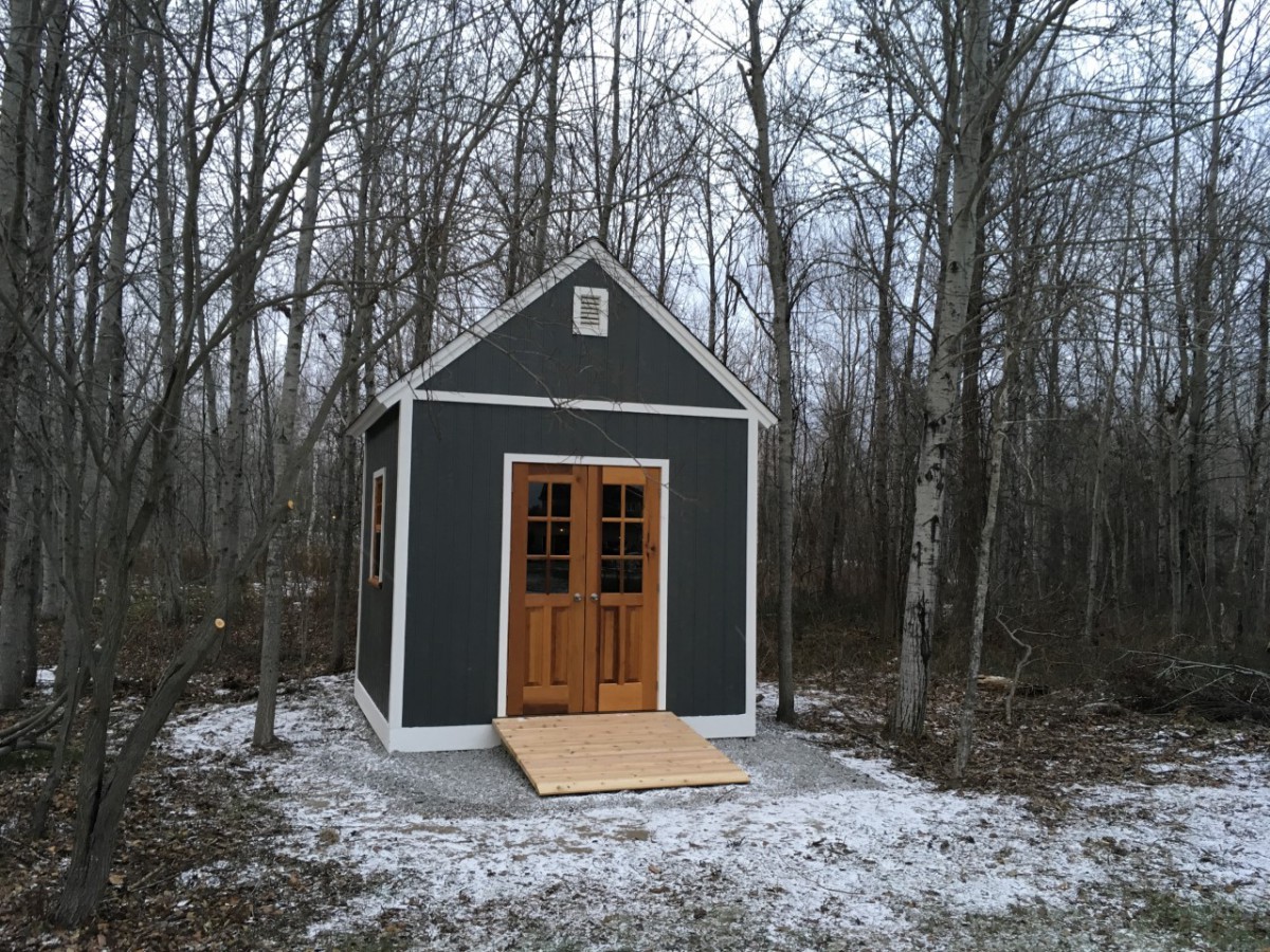 Telluride garden shed plan with thin double deluxe door seen from the front. ID number 5564-1
