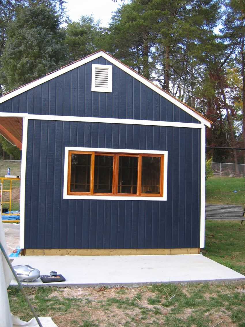 Glen Echo backyard studio design 12x18 with wood vents in the outdoor from the side profile. ID number 3081