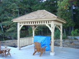 Montpellier gazebo plan 8x8 in lakeside seen from the front. ID number 3946-1