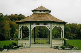 Victorian gazebo plan 18' in outdoor with omit floor  seen from front .ID number 3451-1.